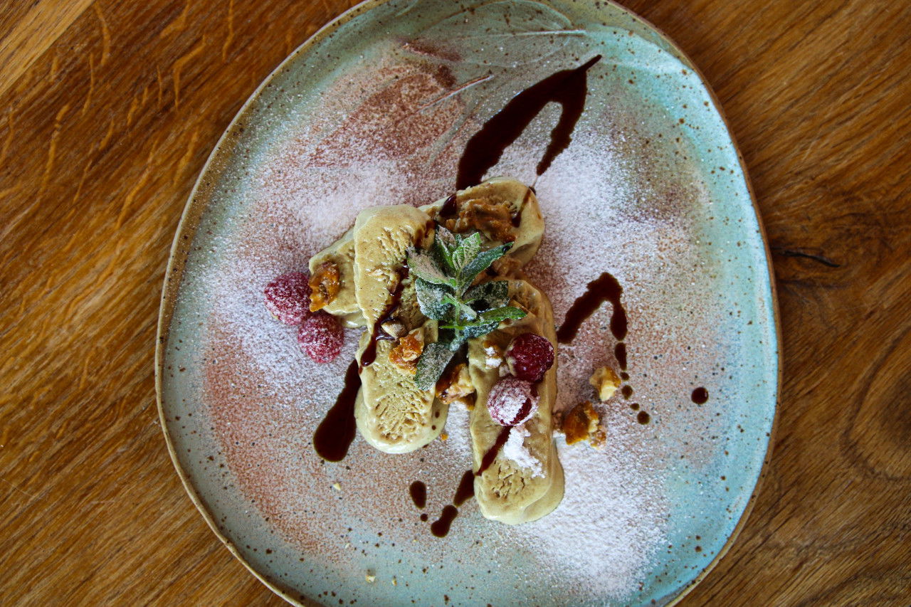 Weihnachtliches Kürbiskern Parfait mit karamellisierten Walnüssen - BIO ...