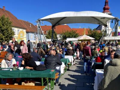 Menschen auf Biofest